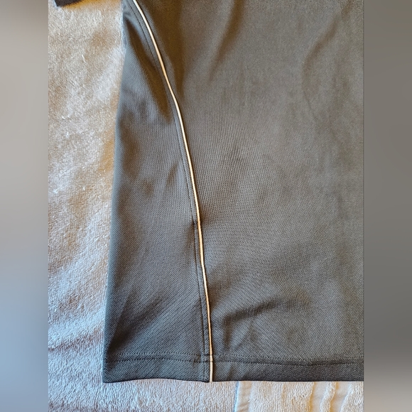 J Lindeberg Golf Polo - Picture 15 of 16